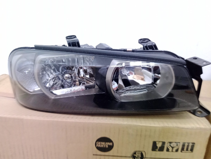 Nissan OEM Nissan Skyline R34 GT-R BNR34 Xenon Headlight Early Model Set